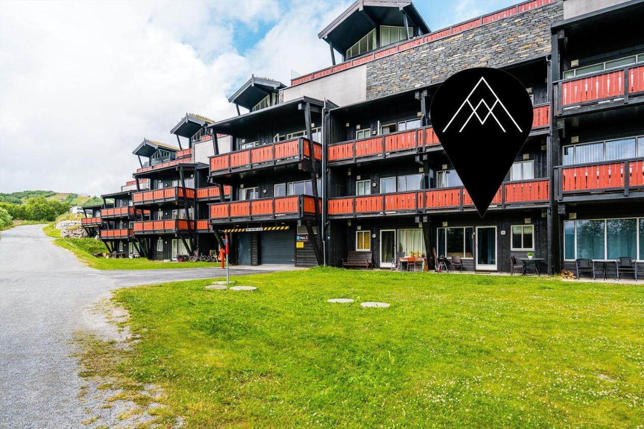 Leilighet Beitostolen Sentrum, Terrasse Og Innendors Parkering Exterior foto