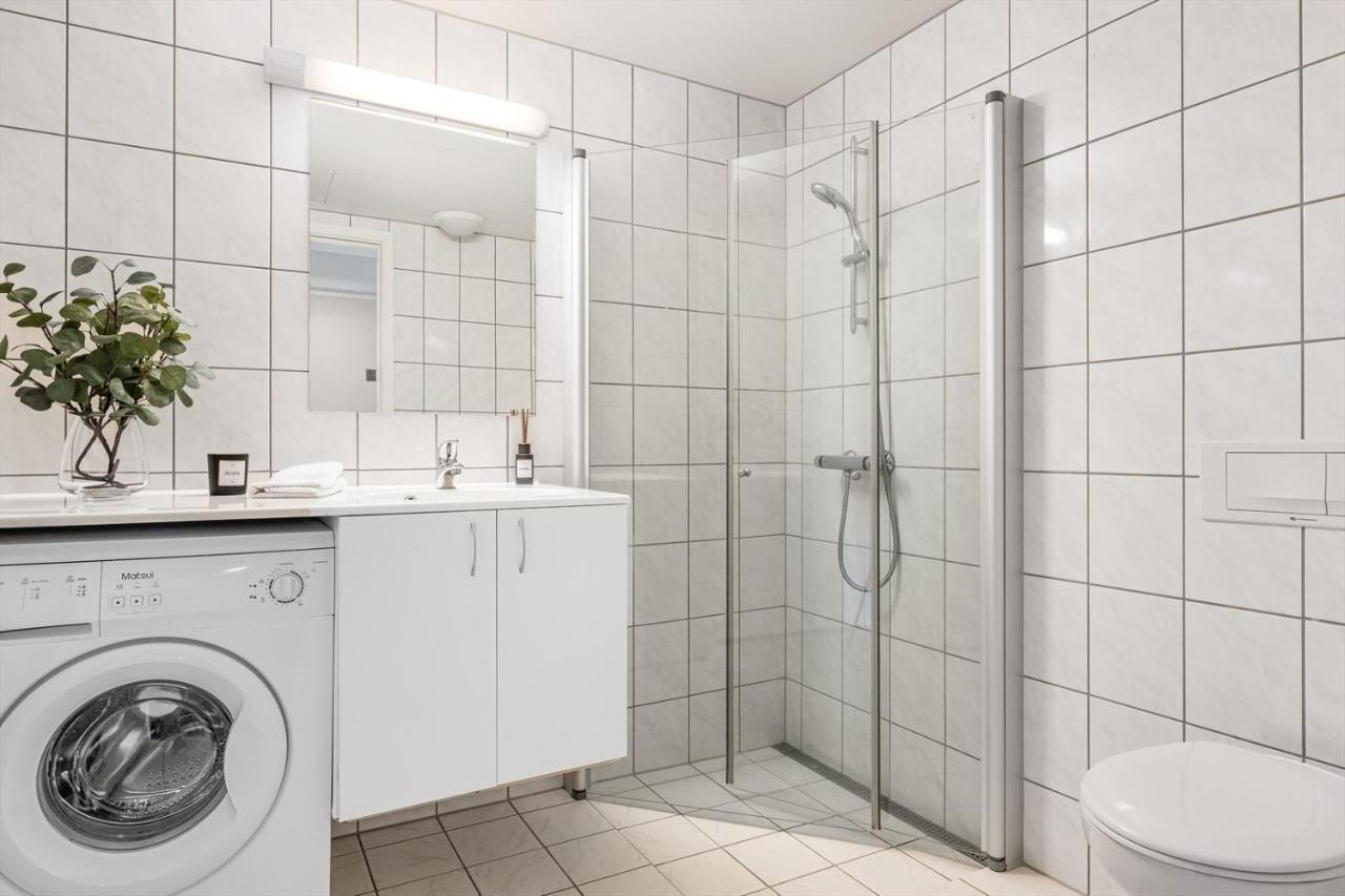 Leilighet Beitostolen Sentrum, Terrasse Og Innendors Parkering Exterior foto